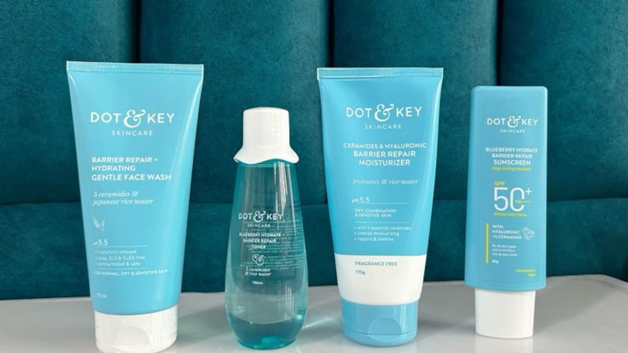 Let your skin breathe, glow, and stay nourished despite the drizzle with the power of gel