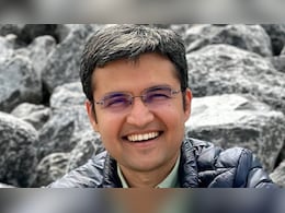 Success Story: कौन हैं कशिश मित्तल? जिन्होंने IAS का पद छोड़ा, Microsoft की नौकरी छोड़ी, अब शुरू किया AI Start
