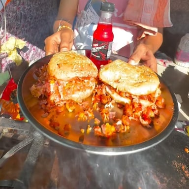 'Not Indian Food' - Desis Warn Foreign Artist Against Street-Style 'Anda Burger'