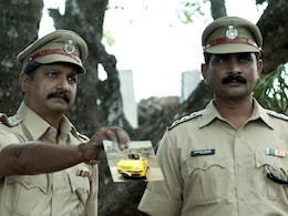 परिवार को बचाने के लिए पुलिस फोर्स से उलझ गया ये शख्स, 10 साल पहले आई फिल्म, 50 करोड़ बजट और कमाए 146 करोड़ परिवार को बचाने के लिए पुलिस फोर्स से उलझ गया ये शख्स, 10 साल पहले आई फिल्म, 50 करोड़ बजट और कमाए 146 करोड़