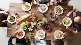 Portion Control To Swapping Sides, 8 Ways To Cut Down Your Restaurant Calories As Per A Nutritionist