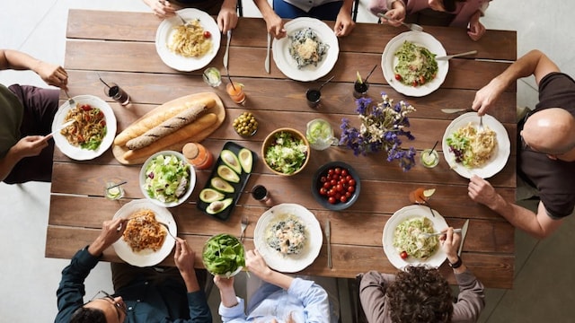 10 Dinner Dos And Don'ts To Stay Healthy This Winter