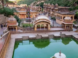 राजस्थान के लोगों में बदला ट्रैवल ट्रेंड, यहां पर सबसे ज्यादा जाना कर रहे हैं पसंद राजस्थान के लोगों में बदला ट्रैवल ट्रेंड, यहां पर सबसे ज्यादा जाना कर रहे हैं पसंद