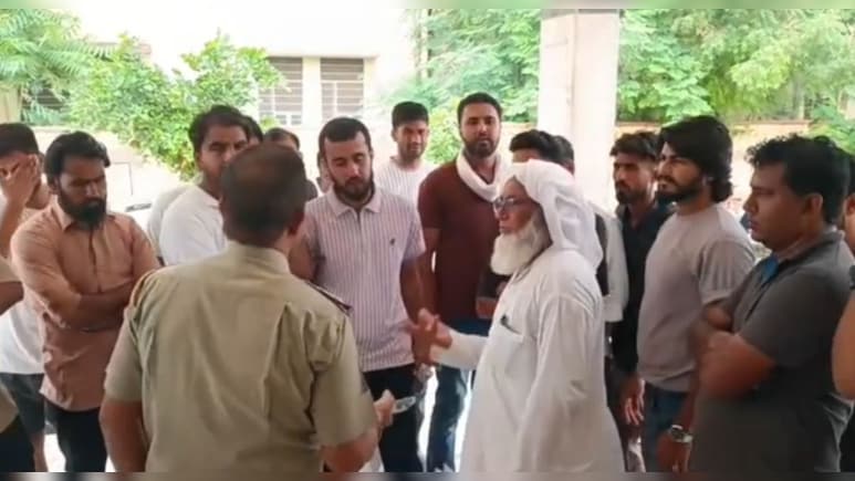 Rajasthan: पार्लर संचालक ने हाथ की नस काटकर दी जान, मेकअप आर्ट‍िस्ट ने कराया था रेप का केस