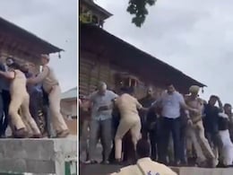 "Protectors Of Law...": Omar Abdullah Shares Video Of Grappling With Cops "Protectors Of Law...": Omar Abdullah Shares Video Of Grappling With Cops