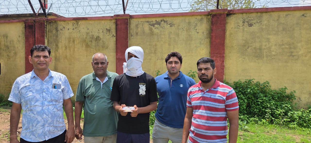 शाहदरा पुलिस ने दिनदहाड़े ज्वेलरी शॉप से हुई लूट का खुलासा किया