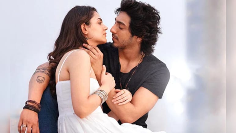 Saiyaara Movie Review: 'सैयारा' बॉक्स ऑफिसवर सुसाट! 'या' 5 कारणांमुळे लावलंय प्रेक्षकांना वेड; चित्रपट का पाहावा?