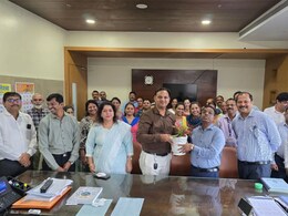 Navi Mumbai: शासकीय आदेशाला केराची टोपली, कार्यालयात साजरा झाला साहेबांचा वाढदिवस!