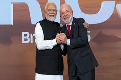 PM Modi Arrives At Rio Museum To Attend BRICS Summit PM Modi Arrives At Rio Museum To Attend BRICS Summit