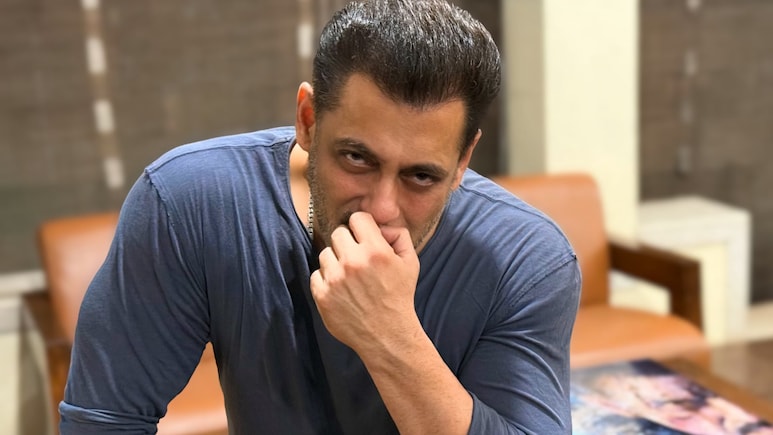 Salman Khan Sells Flat: सलमान खानने घर विकलं, 1318 स्क्वेअर फुटांच्या फ्लॅटचा सौदा ऐकून चक्कर येईल