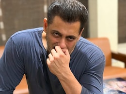 Salman Khan Sells Flat: सलमान खानने घर विकलं, 1318 स्क्वेअर फुटांच्या फ्लॅटचा सौदा ऐकून चक्कर येईल Salman Khan Sells Flat: सलमान खानने घर विकलं, 1318 स्क्वेअर फुटांच्या फ्लॅटचा सौदा ऐकून चक्कर येईल