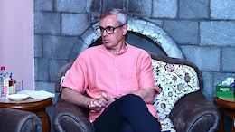 Omar Abdullah Calls Newspapers "Cowards" For Not Reporting House Arrest