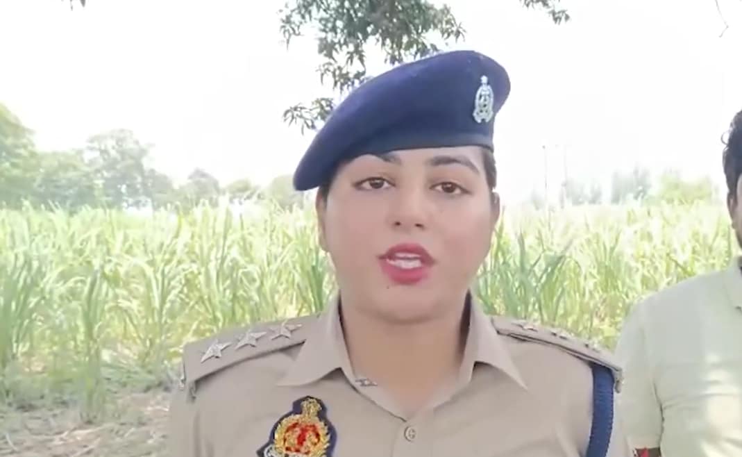 CO फुगाना, ऋषिका सिंह CO फुगाना, ऋषिका सिंह