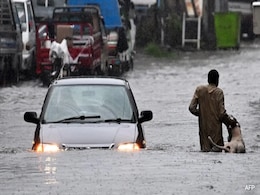 54 Dead In 24 Hours As Heavy Rain Hits Pakistan, Death Count Rises To 180 54 Dead In 24 Hours As Heavy Rain Hits Pakistan, Death Count Rises To 180