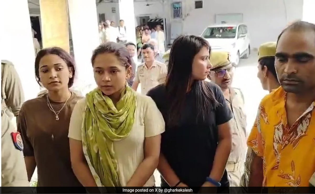2 Instagram Influencers Arrested For Abusive, Obscene Content In UP