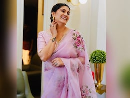 Sapna Choudhary की तरह ये Designer Sarees पहन अपने लुक में लगाएं चार चांद, इन Bumper Offers को न करें मिस! Sapna Choudhary की तरह ये Designer Sarees पहन अपने लुक में लगाएं चार चांद, इन Bumper Offers को न करें मिस!
