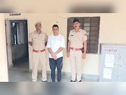 Rajasthan: गैंगस्टर ने रोहित गोदारा से खुद को झूठी धमकी दिलाई, पुलिस सुरक्षा ले ली; जमीनों पर करता था कब्जा Rajasthan: गैंगस्टर ने रोहित गोदारा से खुद को झूठी धमकी दिलाई, पुलिस सुरक्षा ले ली; जमीनों पर करता था कब्जा