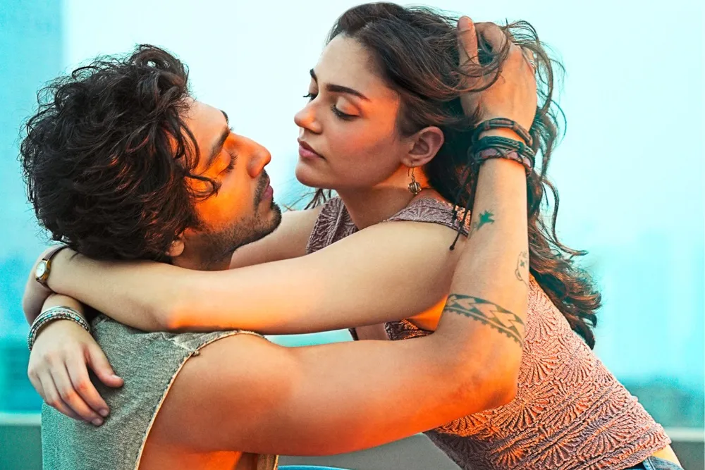 In Just Seven Days, Ahaan Panday And Aneet Padda's <i>Saiyaara</i> Becomes The Surprise Success Story Of 2025