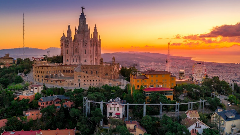 Top 6 Things To Do In Barcelona For First-Time Travellers