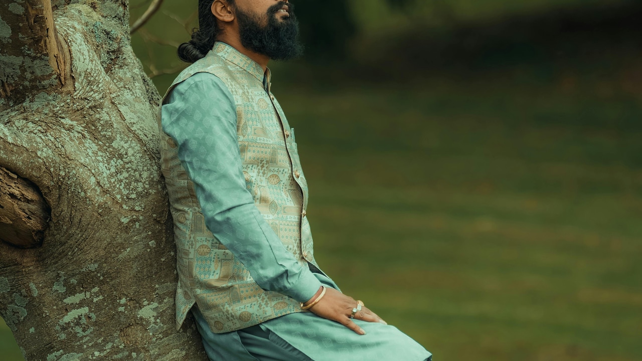 Raksha Bandhan style made easy: these kurtas speak festive fluently.