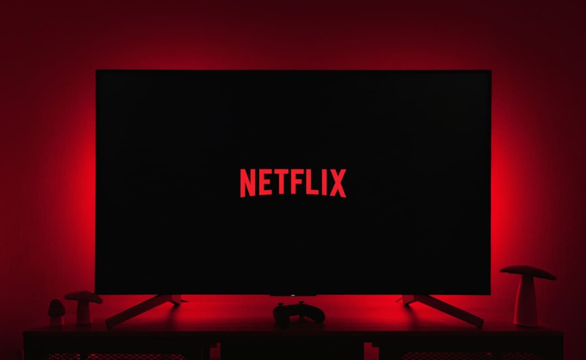 "Nothing Changing Today": Netflix's Late-Night Email On Warner Bros Deal