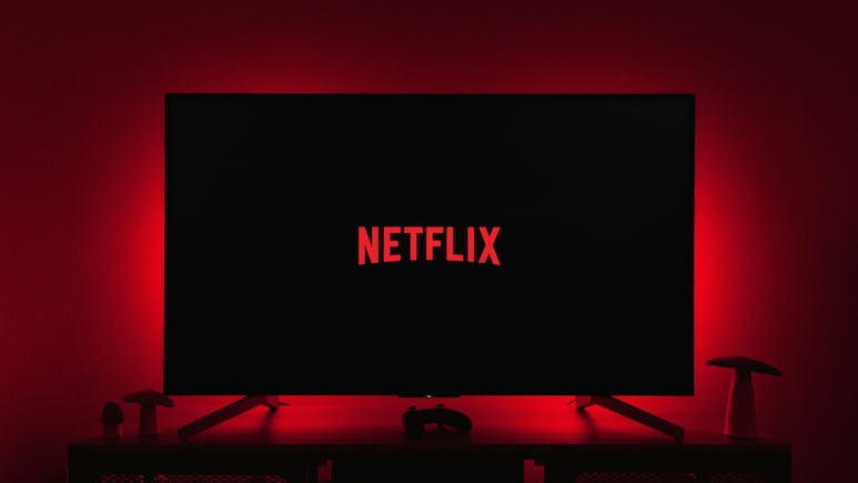 What Netflix Wrote In Late-Night Email To Subscribers On Warner Bros Deal