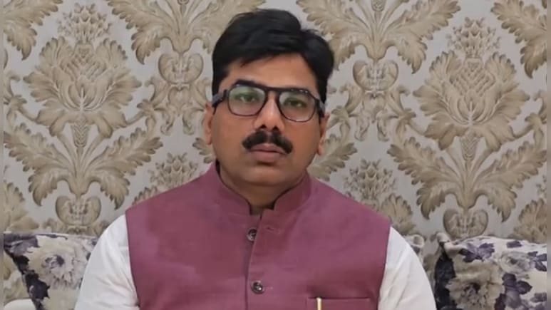 माफी मांगने के बाद पॉलिटिकल ड्रामा हुआ खत्म, रीवा CSP को लेकर की टिप्पणी पर पूर्व MLA ने मांगी माफी