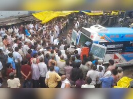 Rajasthan: घर से एक साथ निकलीं तीन अर्थियां, मां और दो बेटों की सड़क हादसे में हुई थी मौत Rajasthan: घर से एक साथ निकलीं तीन अर्थियां, मां और दो बेटों की सड़क हादसे में हुई थी मौत