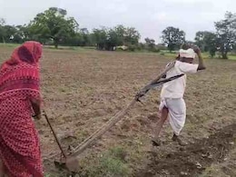 महाराष्ट्र : लातूर में किसान बदहाली की कहानी विधानसभा तक पहुंची, विपक्ष के सवाल पर मंत्री ने दिया मदद का भरोसा महाराष्ट्र : लातूर में किसान बदहाली की कहानी विधानसभा तक पहुंची, विपक्ष के सवाल पर मंत्री ने दिया मदद का भरोसा