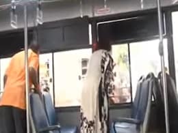 'थप्पड़ कांड' की गूंज... ठाणे में भाषा विवाद विरोध रैली के लिए सड़कों पर उतरे MNS कार्यकर्ता हिरासत में 'थप्पड़ कांड' की गूंज... ठाणे में भाषा विवाद विरोध रैली के लिए सड़कों पर उतरे MNS कार्यकर्ता हिरासत में