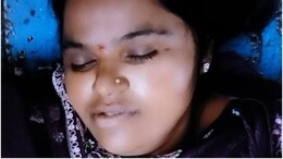 Rajasthan: बांसवाड़ा में बस स्टैंड पर बैठी महिला को युवक ने तलवार से काटा, अस्पताल पहुंचने से पहले मौत; देखें CCTV