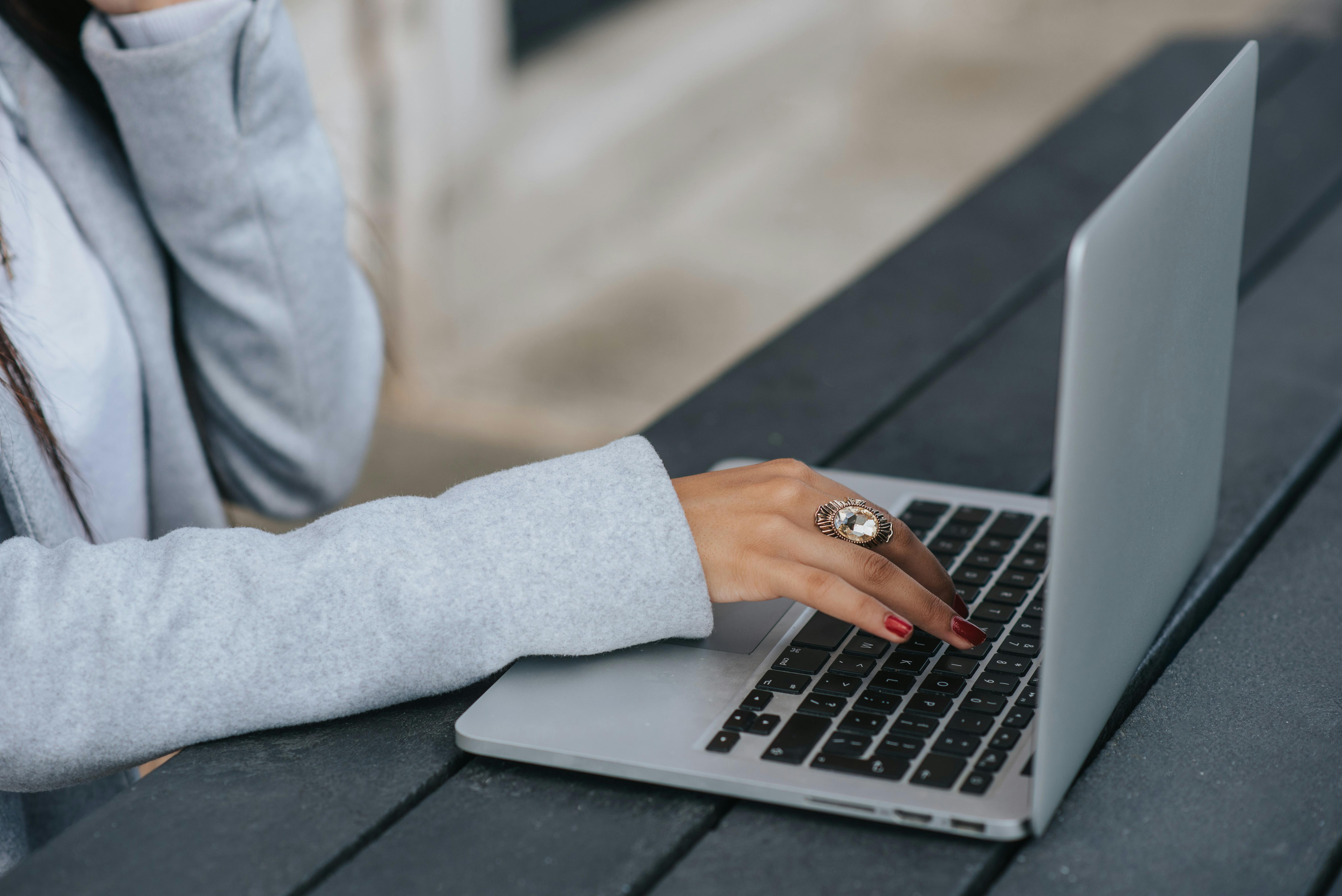 'Not Getting That Vibe': GenZ Worker's Leave Application Amuses Internet