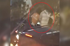Video: Swiggy Delivery Agent Assaulted On A Busy Bengaluru Road Video: Swiggy Delivery Agent Assaulted On A Busy Bengaluru Road