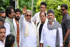 "If There Was A Deal...": Lingayat Leader's Tacit Support For DK Shivakumar "If There Was A Deal...": Lingayat Leader's Tacit Support For DK Shivakumar