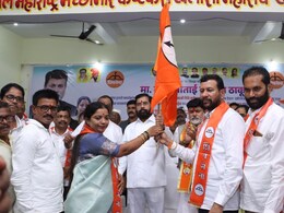 Ratnagiri News: कोकणात ठाकरे गटाला मोठा धक्का, अनेक पदाधिकारी शिंदे गटात सामील