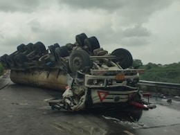 Rajasthan: ब्यावर में बड़ा हादसा, केमिकल से भरा टैंकर पलटा, SI समेत दो झुलसे; चालक की मौत  Rajasthan: ब्यावर में बड़ा हादसा, केमिकल से भरा टैंकर पलटा, SI समेत दो झुलसे; चालक की मौत