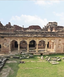 Khooni Darwaza: MP के इस किले से टपकता है खून! यहां जानें खूनी दरवाजे का रहस्य