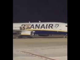 Passengers Jump From Plane's Wing After Fire Alert On Flight Before Takeoff In Spain Passengers Jump From Plane's Wing After Fire Alert On Flight Before Takeoff In Spain