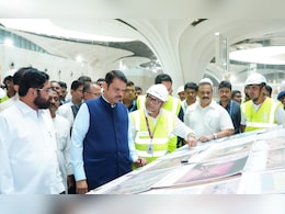 New Mumbai International Airport: नवी मुंबई आंतरराष्ट्रीय विमानतळासाठी 13,000 कर्मचारी कार्यरत,CM फडणवीसांनी दिलं हे टार्गेट New Mumbai International Airport: नवी मुंबई आंतरराष्ट्रीय विमानतळासाठी 13,000 कर्मचारी कार्यरत,CM फडणवीसांनी दिलं हे टार्गेट
