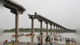 'Crumbling' Gujarat Bridge Was 40 Years Old. Gave Way In Peak Traffic Hours