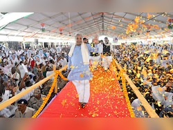&quot;DK Shivakumar Not Here, Right?&quot; Siddaramaiah Irked On Party Event Dais