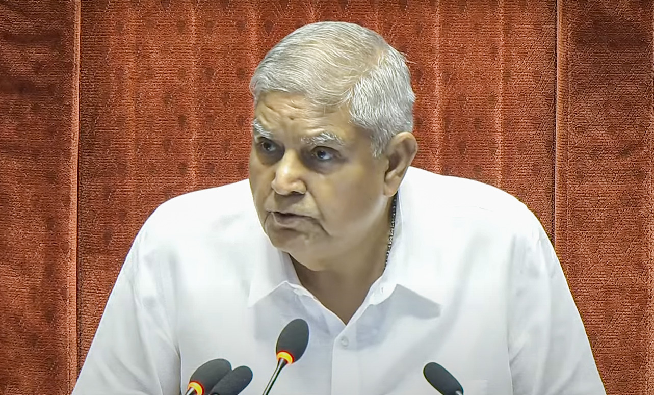 कभी नसीहत, कभी नाराजगी... सभापति जगदीप धनखड़ का ऐसा रहा राज्यसभा में आखिरी दिन