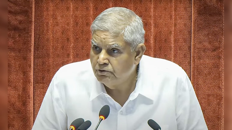 कभी नसीहत, कभी नाराजगी... सभापति जगदीप धनखड़ का ऐसा रहा राज्यसभा में आखिरी दिन कभी नसीहत, कभी नाराजगी... सभापति जगदीप धनखड़ का ऐसा रहा राज्यसभा में आखिरी दिन
