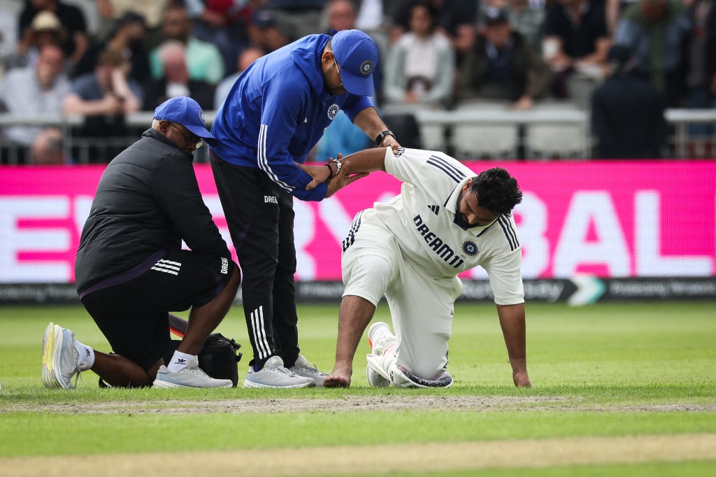 Vaughan Urges ICC To Allow Substitutes After Pant Injury. Ex-Star Disagrees