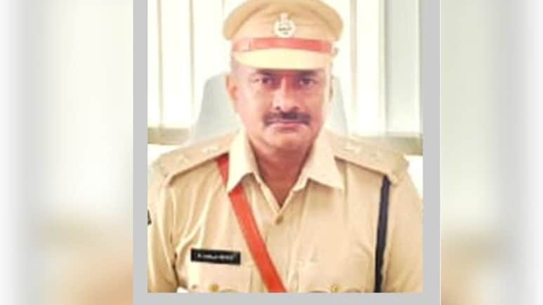 Hyderabad Cop Drinks Inside Police Station, Vomits, Makes Staff Clean It