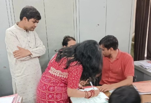 न ले गया बारात, न बुलाए रिश्तेदार... इस शख्स ने सिर्फ 1592 रुपये में कर ली शादी, पोस्ट में बताया पूरा हिसाब