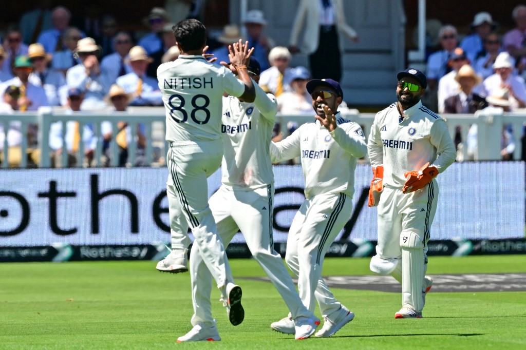 India vs England LIVE Score Updates, 3rd Test Day 1: Shubman Gill's Master Stroke After Jasprit Bumrah, Akash Deep, Mohammed Siraj Fail; England 2 Down