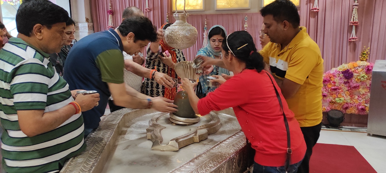 23 या 24 आखिर कब पड़ेगी शिवरात्रि और किस समय चढ़ेगा भोले बाबा को जल? जानें सिर्फ एक क्लिक में