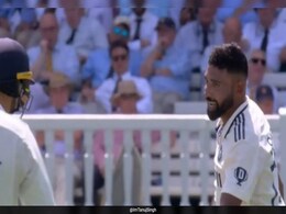 'बैज़...बैज़...बैज़बाल', लॉर्ड्स के मैदान पर कप्तान शुभमन गिल और सिराज के अंदाज ने लूटी महफिल - VIDEO 'बैज़...बैज़...बैज़बाल', लॉर्ड्स के मैदान पर कप्तान शुभमन गिल और सिराज के अंदाज ने लूटी महफिल - VIDEO