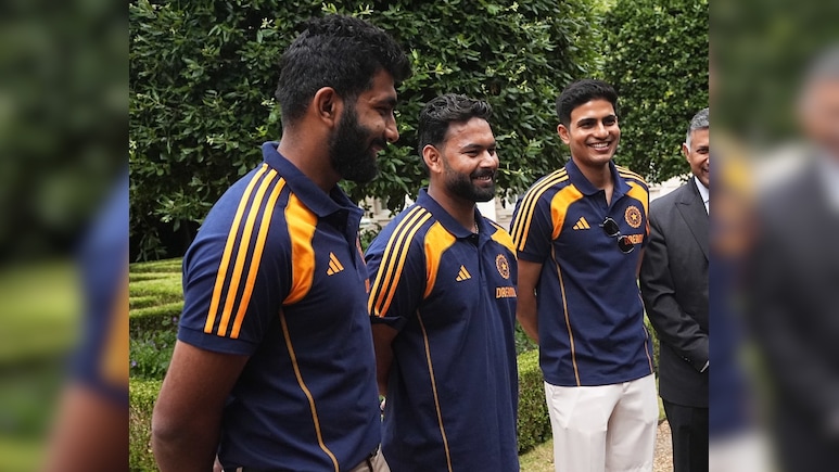IND vs ENG: मैनचेस्टर टेस्ट से पहले भक्ति में लीन हुई टीम इंडिया, ड्रेसिंग रूम में गूंजा हनुमान चालीसा